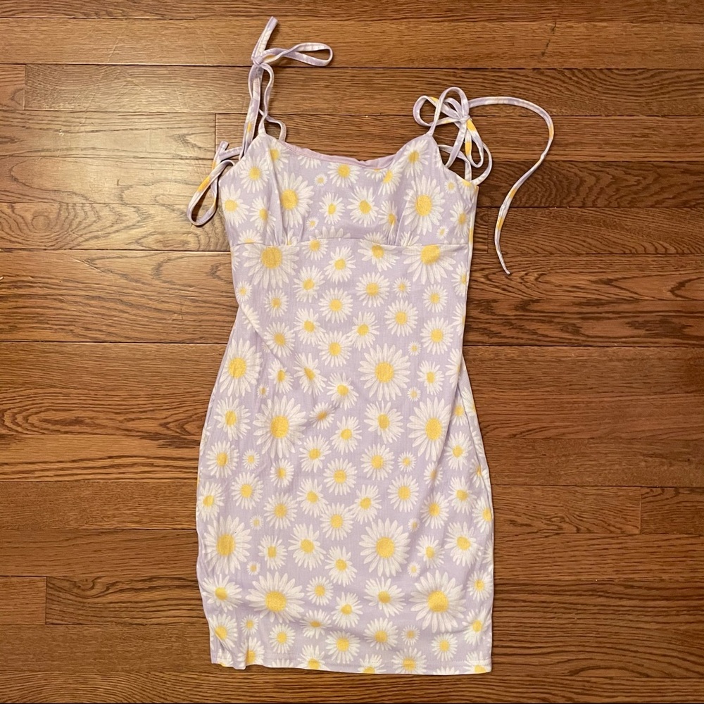 lavender with daisys ribbed mini dress